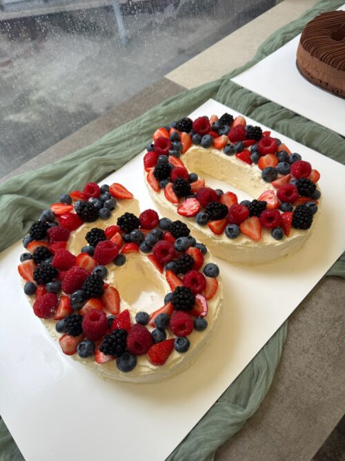 Cijfertaart rood fruit vanille